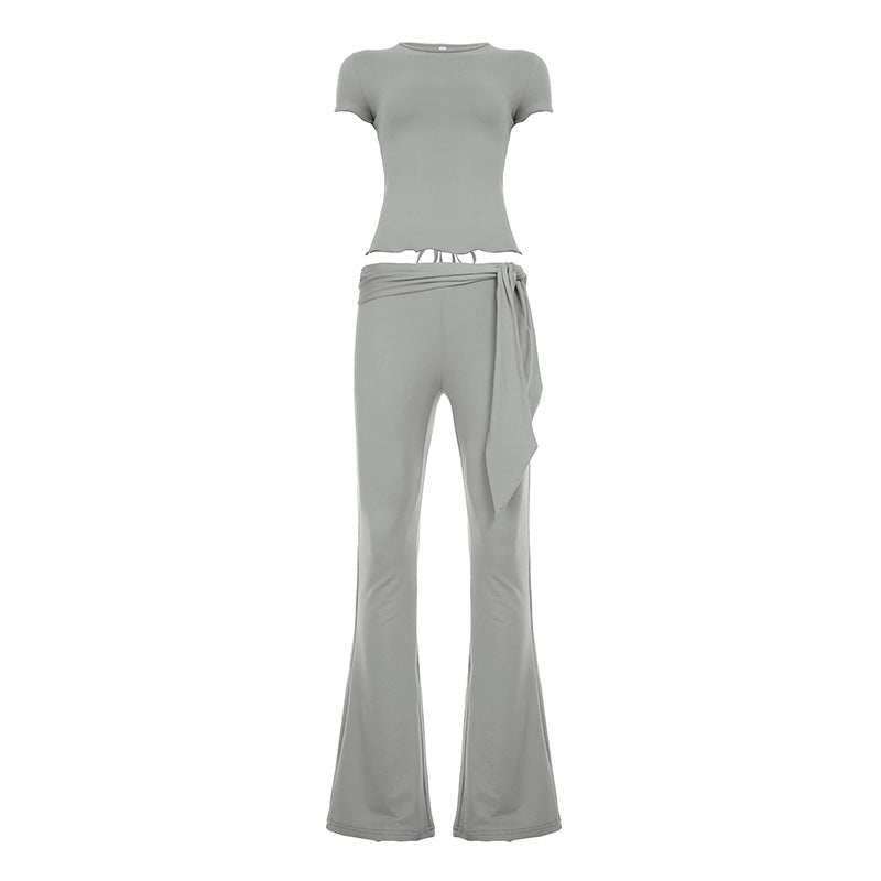 Damen lässiges Freizeit-Set mit leichtem T-Shirt und hochwertigen Flared-Hosen R&B