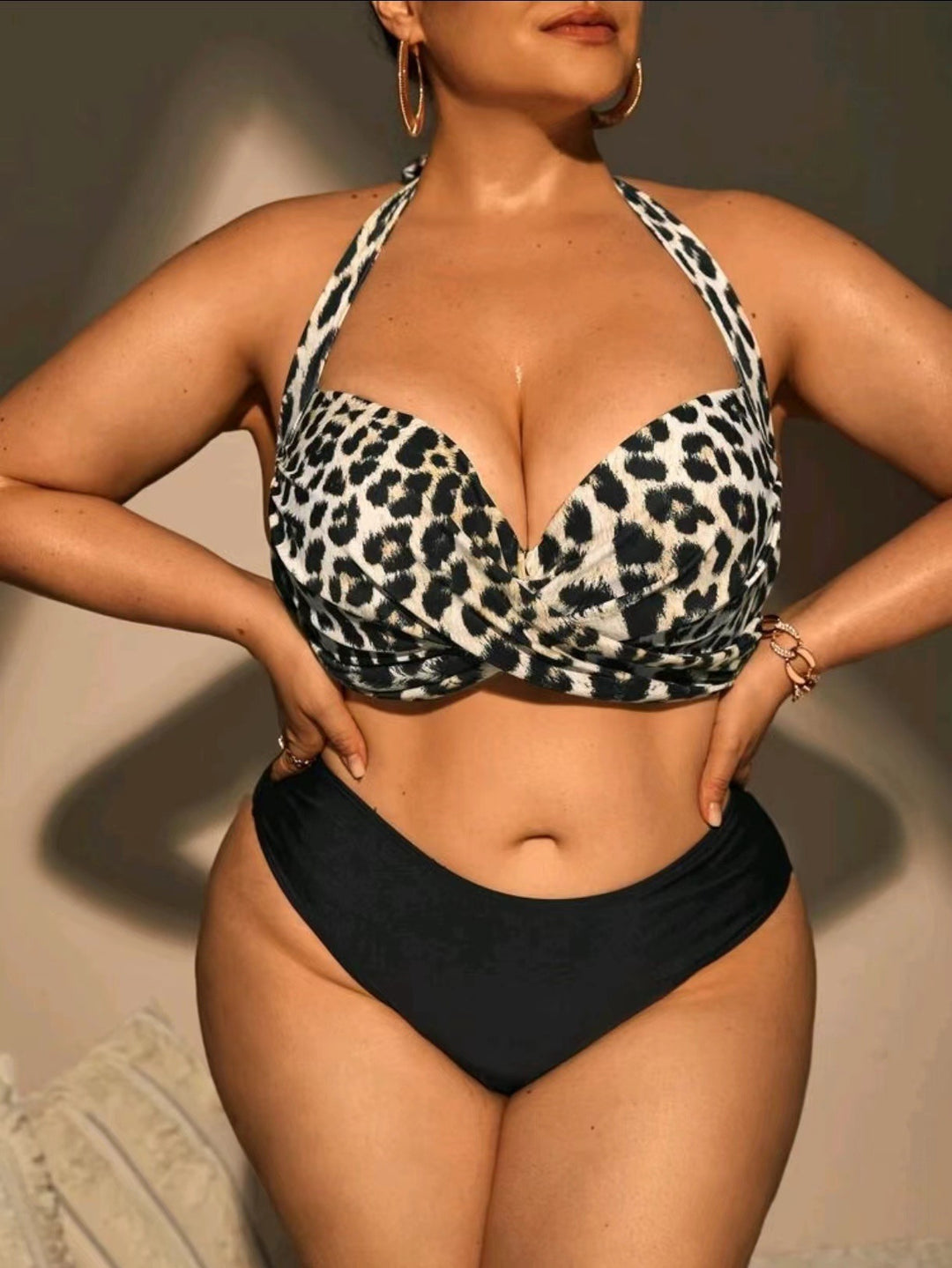 Damen Triangel-Bikini mit Wickeloptik und animalischem Muster R&B