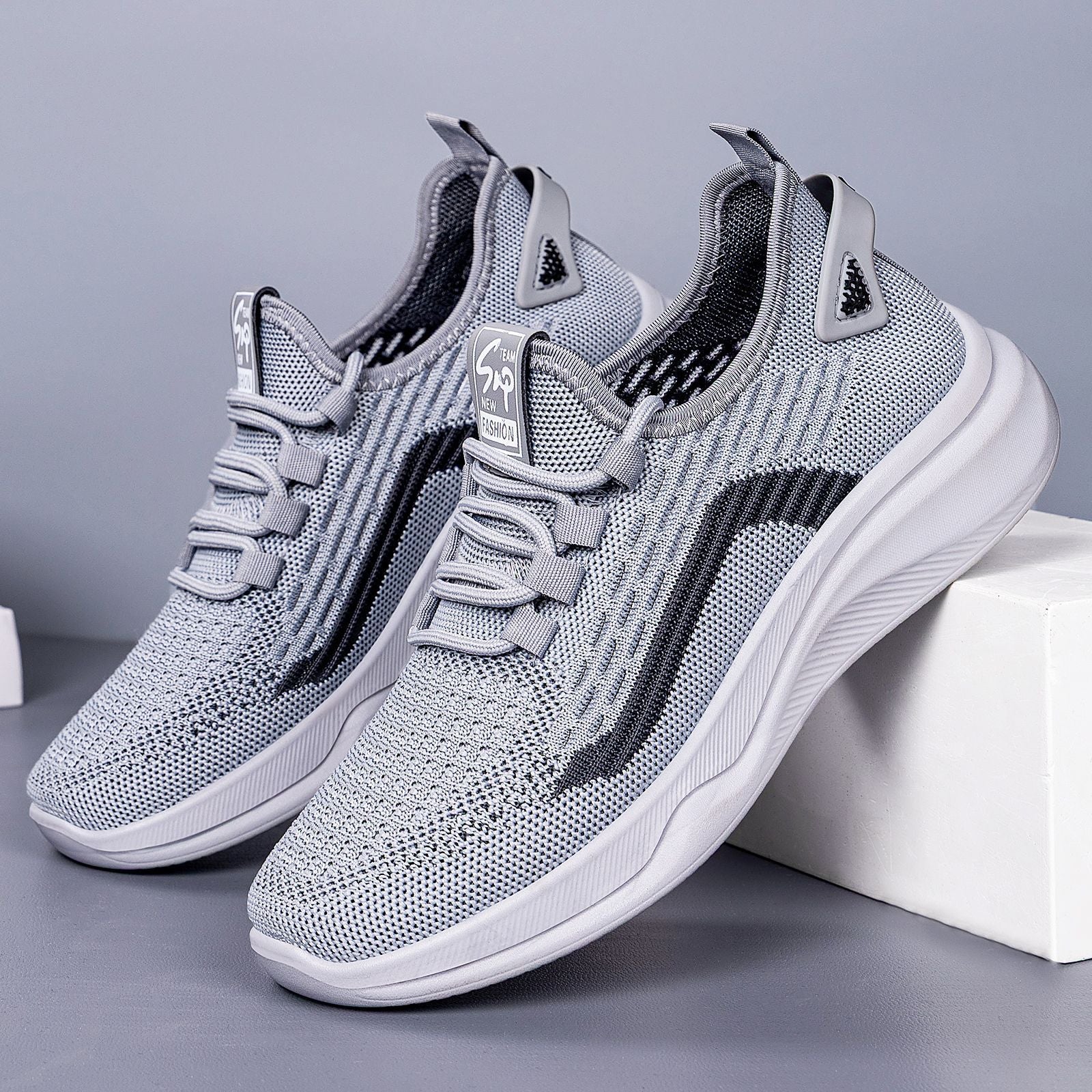 Damen Sportliche Laufschuhe mit atmungsaktivem Obermaterial und dämpfender Sohle R&B