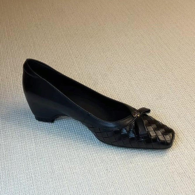 Damen Komfortable und stilvolle Ballerinas mit geflochtener Oberfläche