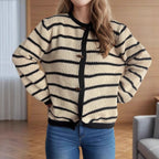 Damen gestreifte Strickjacke mit hochwertigen Holzknöpfen und rundem Ausschnitt R&B
