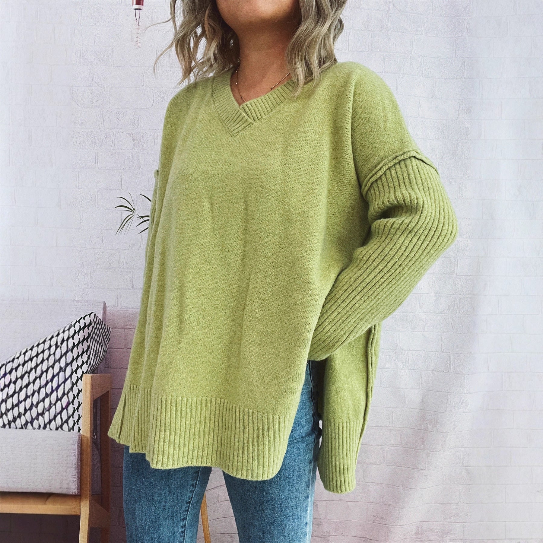 Damen lässiger V-Ausschnitt Pullover mit stylishen Rippdetails R&B