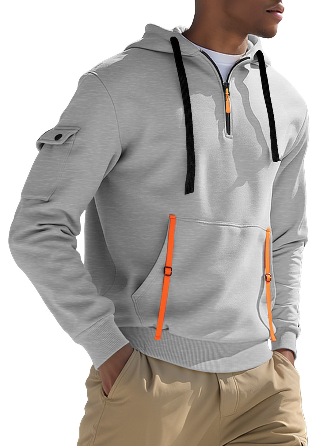 Herren nan urbaner Tech-Kapuzen-Halbzippullover mit Utility-Ärmeltasche, Kängurutasche und verstellbaren Zipper-Bändern R&B