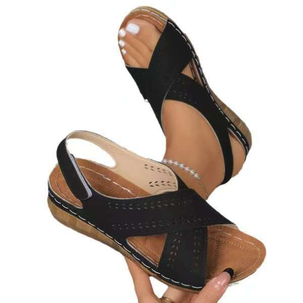 Damen luftige Riemchensandalen mit trendigen Cut-Outs R&B