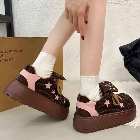 Damen Plateau-Sneaker mit modischen Sternen-Details und bequemem Klettverschluss R&B