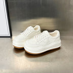 Damen Sportliche Sneaker mit erhöhter Sohle und modischem Sternenzier R&B