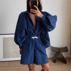 Damen lässiges Kombi-Outfit mit lockerer Bluse und Shorts R&B