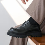 Damen elegante Schnürschuhe mit robustem Profil und durchgehender Gummisohle R&B