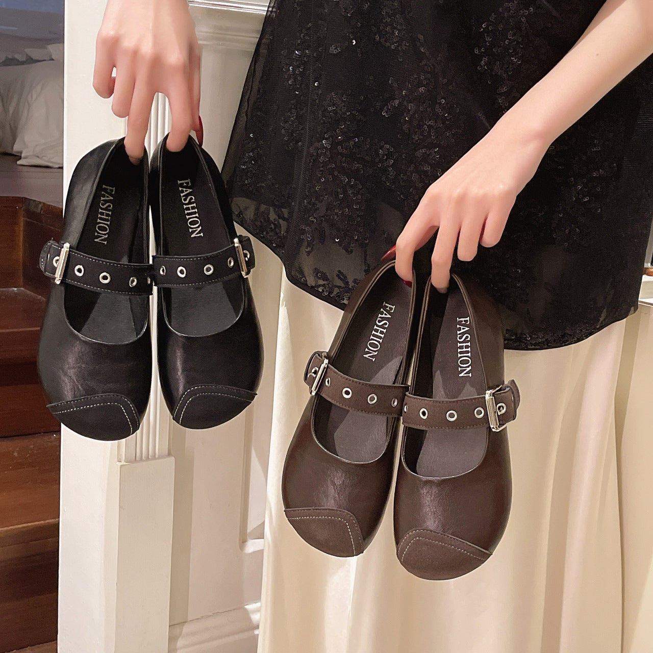 Damen Mary Jane Schuhe mit modischer Schnalle und weichem Innenfutter EB