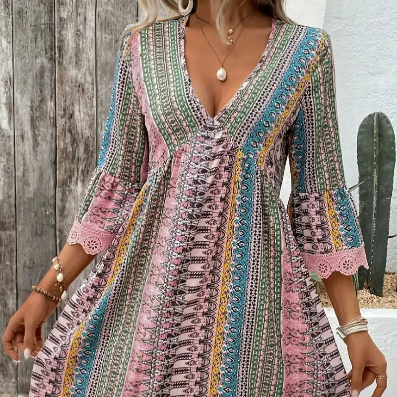 Damen Freizeitkleid mit lässigen Rüschendetails und buntem Muster R&B