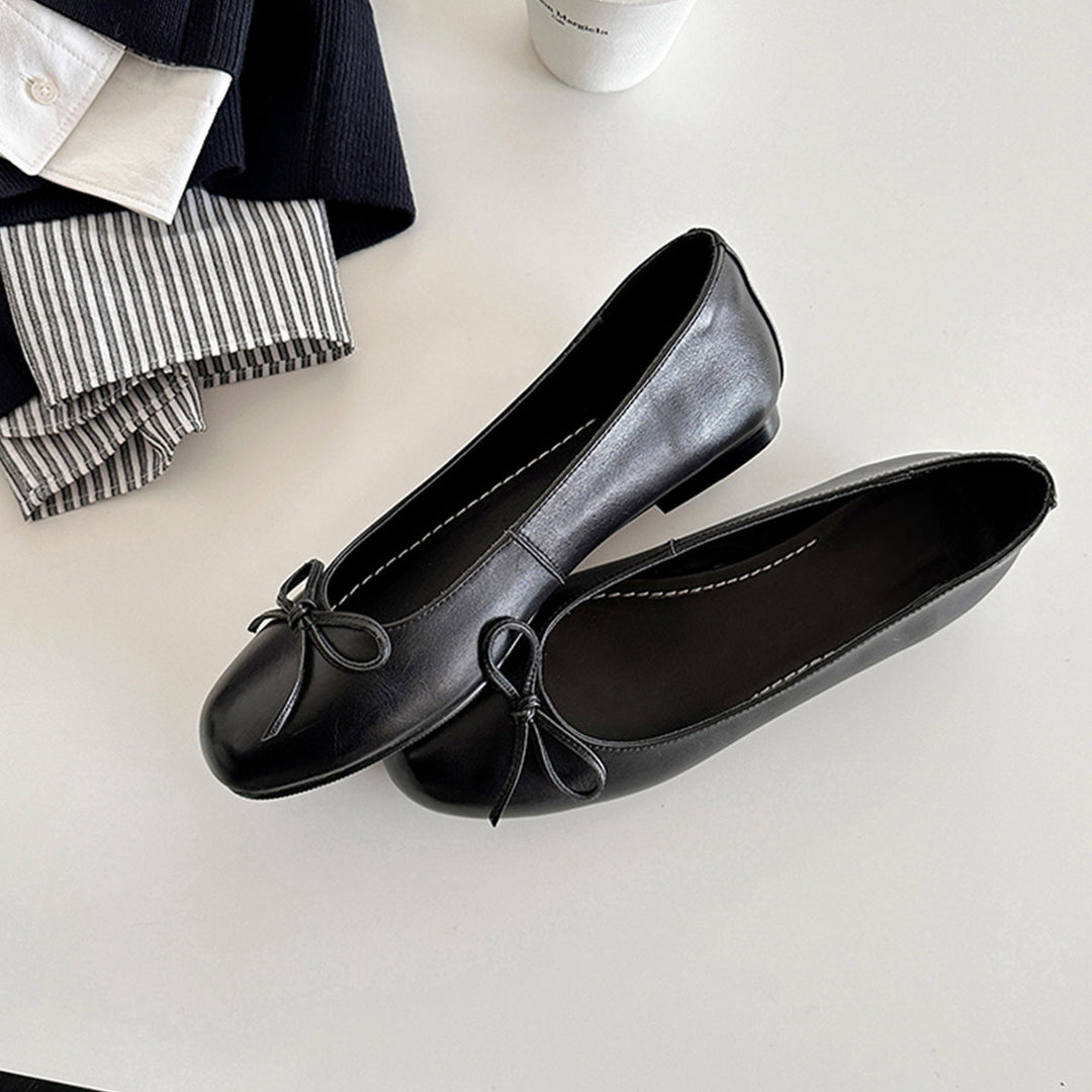Damen Ballerina Schuhe aus weichem Leder mit elegantem Schleifendetail R&B