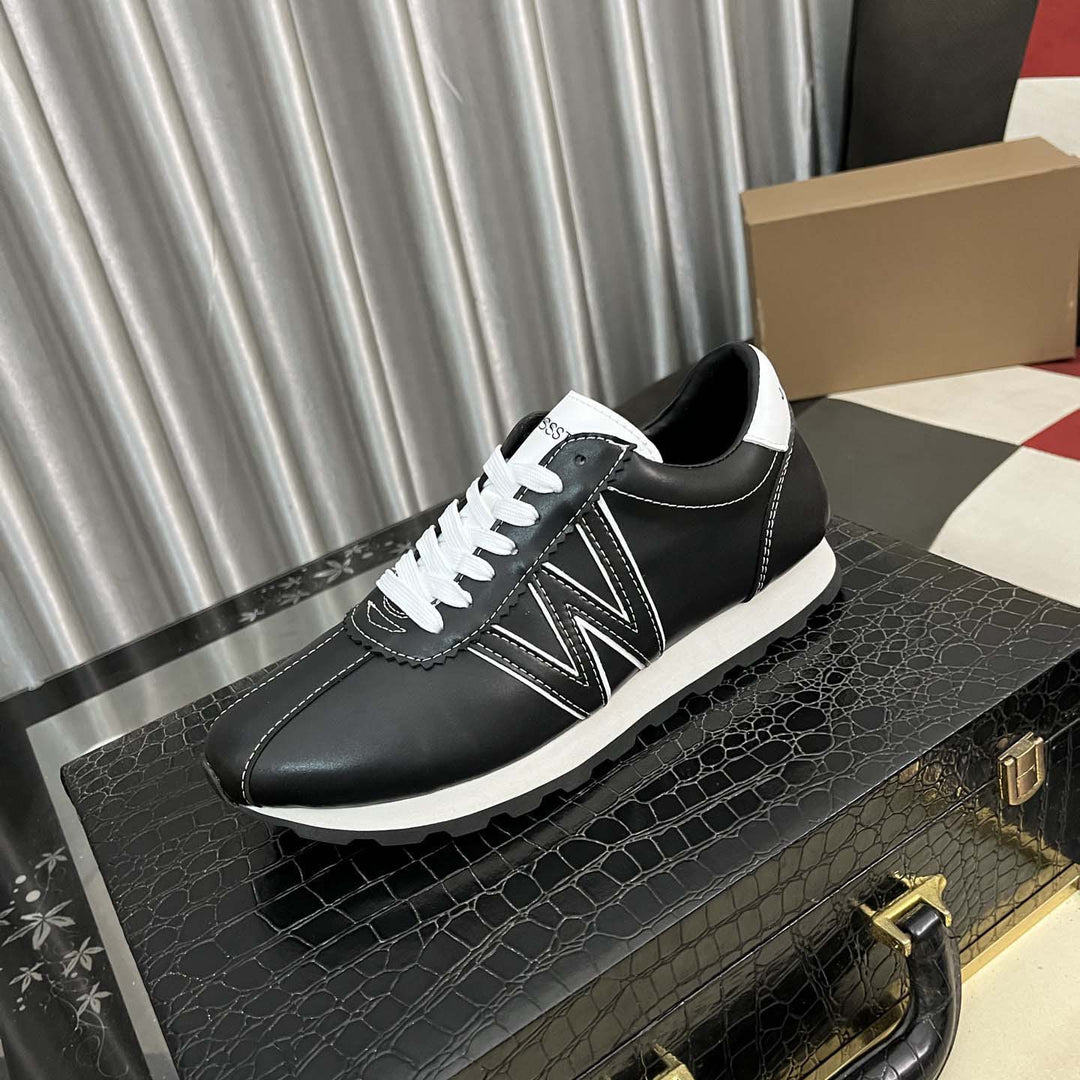 Damen Sportliche Sneaker mit komfortablem Fußbett und rutschfester Sohle R&B