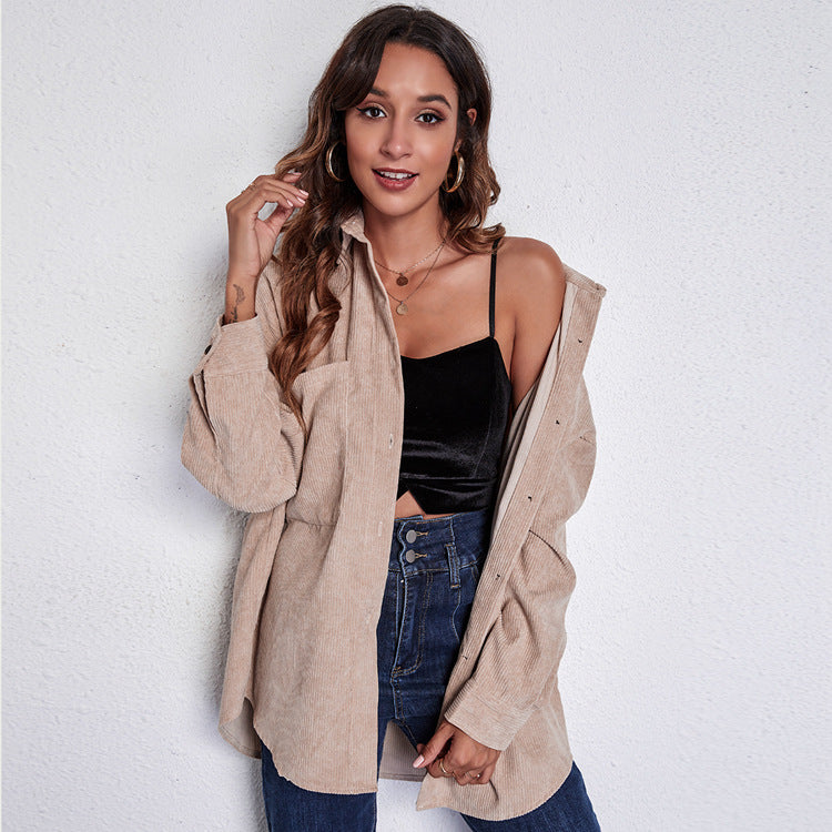 Damen Cord-Hemdbluse mit knöpfbarem Verschluss und leichtem Oversized-Schnitt R&B