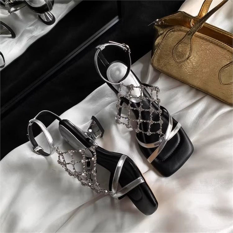 Damen elegante Sandalen mit funkelnden Strassdetails R&B