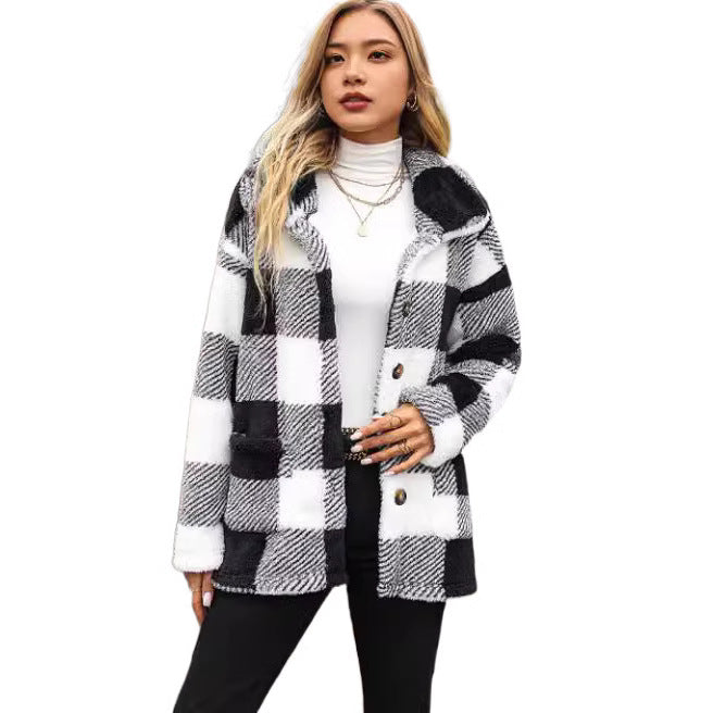 Damen Kuscheljacke mit Karomuster und Knopfverschluss R&B