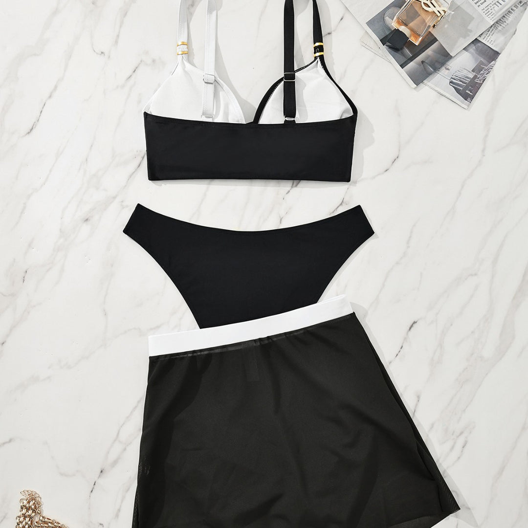 Damen Sportlicher Bikini mit lässigem Wickelrock R&B