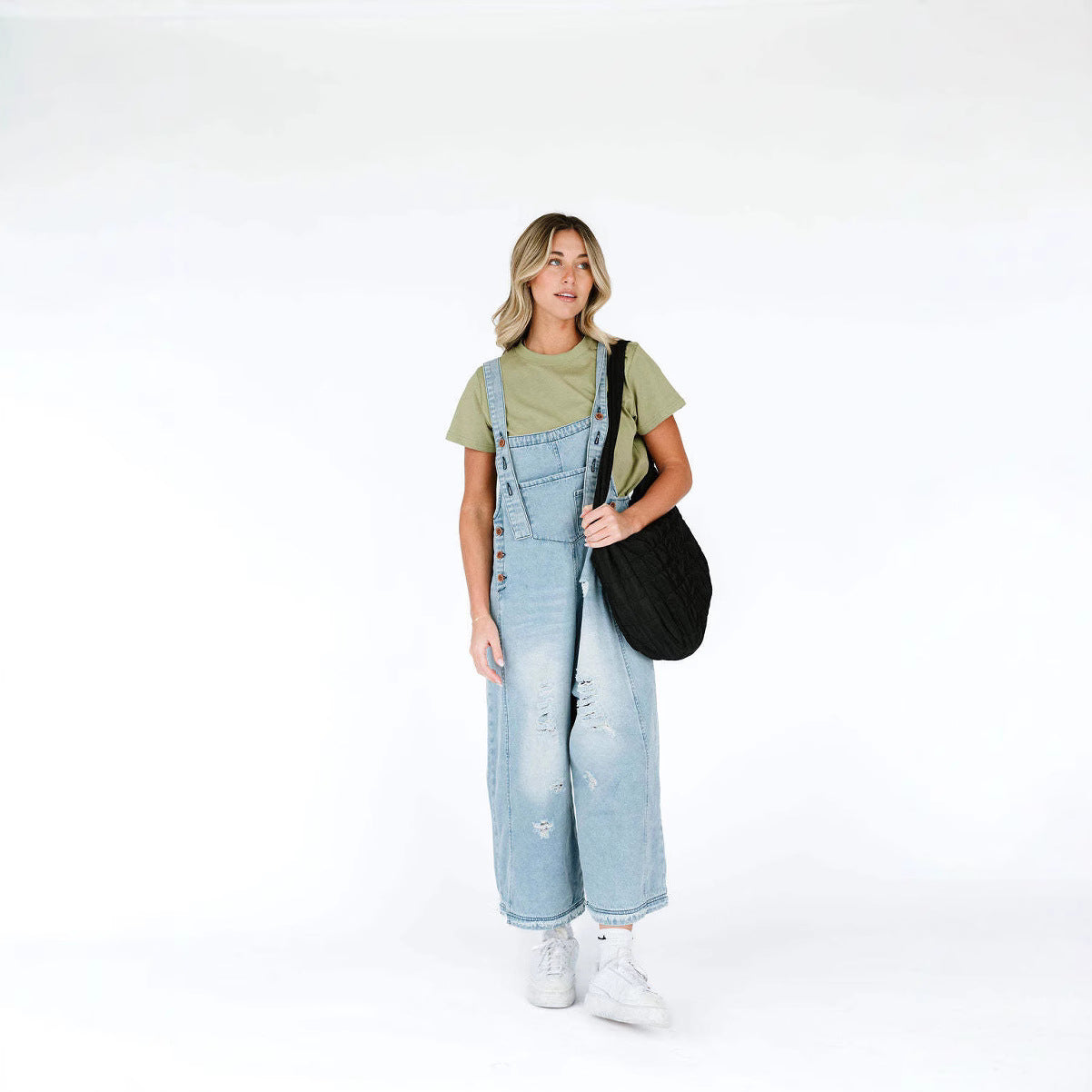 Damen Latzhose mit modischen Destroyed-Details und weitem Schnitt R&B