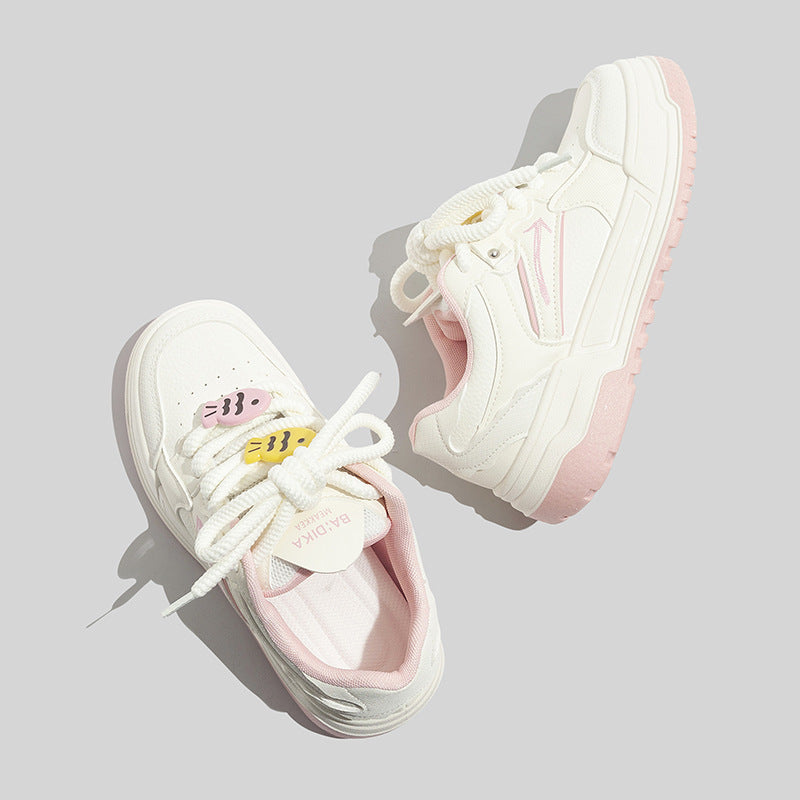 Damen Sportliche Plattform Sneakers mit atmungsaktiver Oberfläche und einzigartigem Design