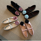 Damen Ballerina-Schuhe mit floralem Design und elegantem Riemen