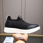 Damen Sportliche Slip-On Sneakers mit atmungsaktiver Strick-Oberfläche und rutschfester Sohle R&B