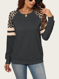 R&B | Sweatshirt mit V-Ausschnitt und Leopardenprint