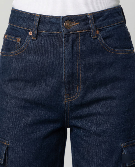 Damen nan hohes Taillen-Jeansmodell im Baggy-Palazzo-Schnitt mit Cargo-Klappentasche und formgebenden Abnähern R&B