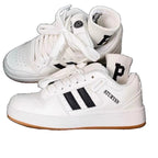 Damen Sportliche Sneakers mit atmungsaktiver Oberflächenstruktur und stabiler Gummisohle