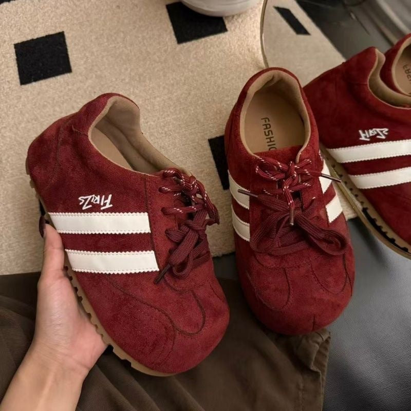 Damen modische Riemchen Sneaker aus Wildleder