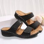Damen Komfortable Sandalen mit dekorativen Strassdetails und anatomischem Fußbett R&B