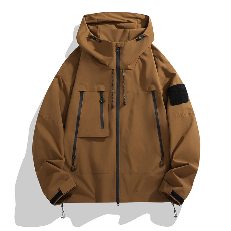 Damen Technische Outdoor-Jacke mit Verstellbarem Kapuzensystem und Multifunktionalen Taschen R&B