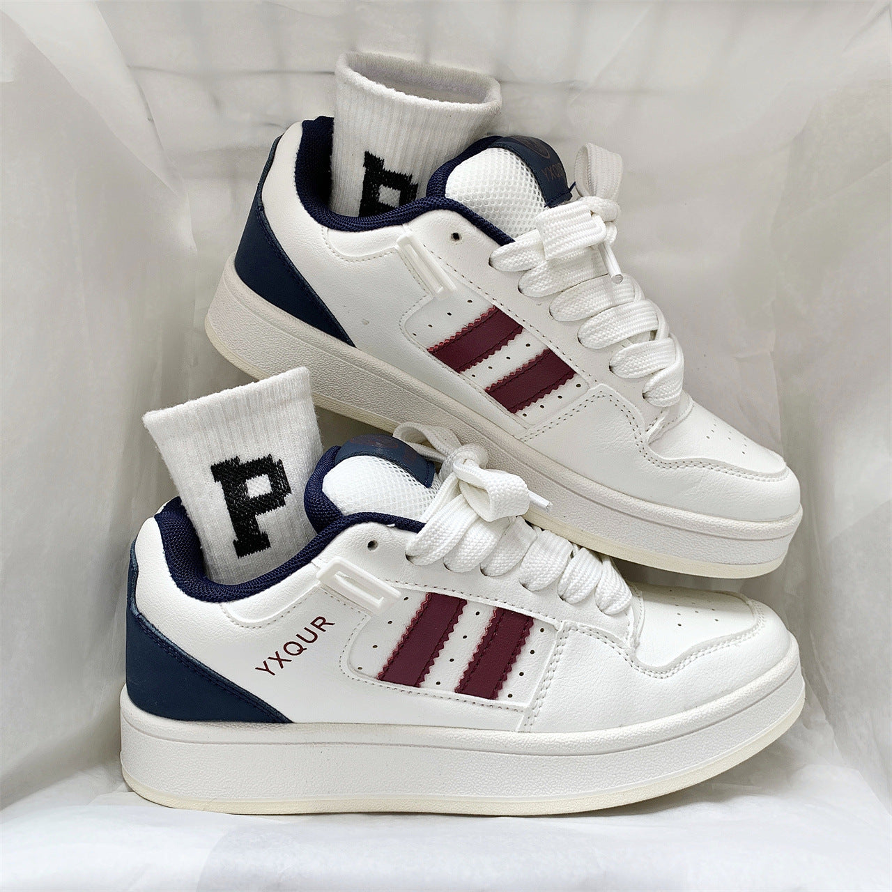 Damen Schnür-Sneaker mit bequemem Fußbett und sportlichem Design R&B