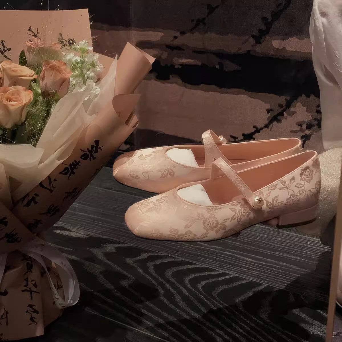 Damen Ballerinas mit eleganter Schnallenapplikation und floralem Design R&B