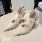 Damen elegante Slingback-High Heels mit spitz zulaufender Form und glamourösem Goldakzent