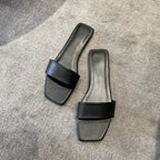 Damen Elegante Slippers mit breitem Riemen und quadratischer Zehenpartie R&B