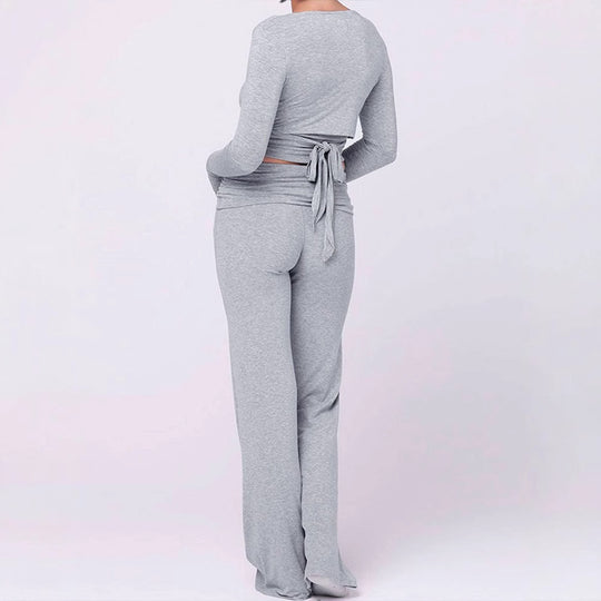 Damen modisches Two-Piece Set mit Wickeloberteil und Schlaghose R&B