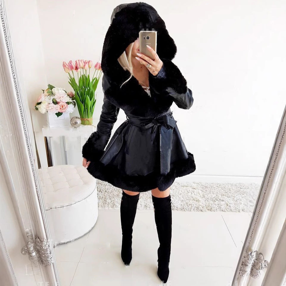 Damen Luxusjacke mit weichem Kunstfellkragen und abnehmbarer Kapuze R&B