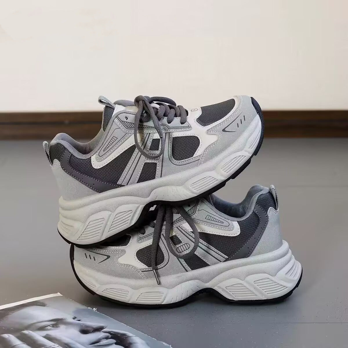 Damen Modische Sport-Sneaker mit innovativer Dämpfung und atmungsaktivem Obermaterial R&B