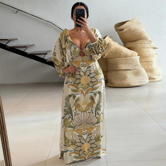 Damen Maxikleid mit kunstvollem Floral-Design und tiefem V-Ausschnitt R&B