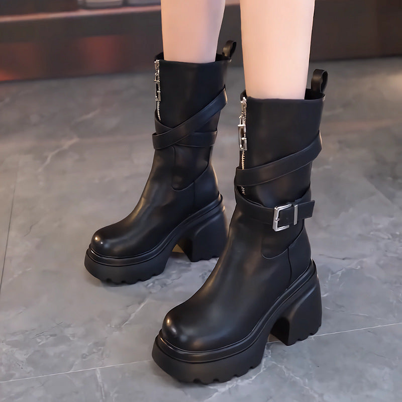 Damen Stilvolle Stiefeletten mit hohen Blockabsätzen und modischem Riemendesign