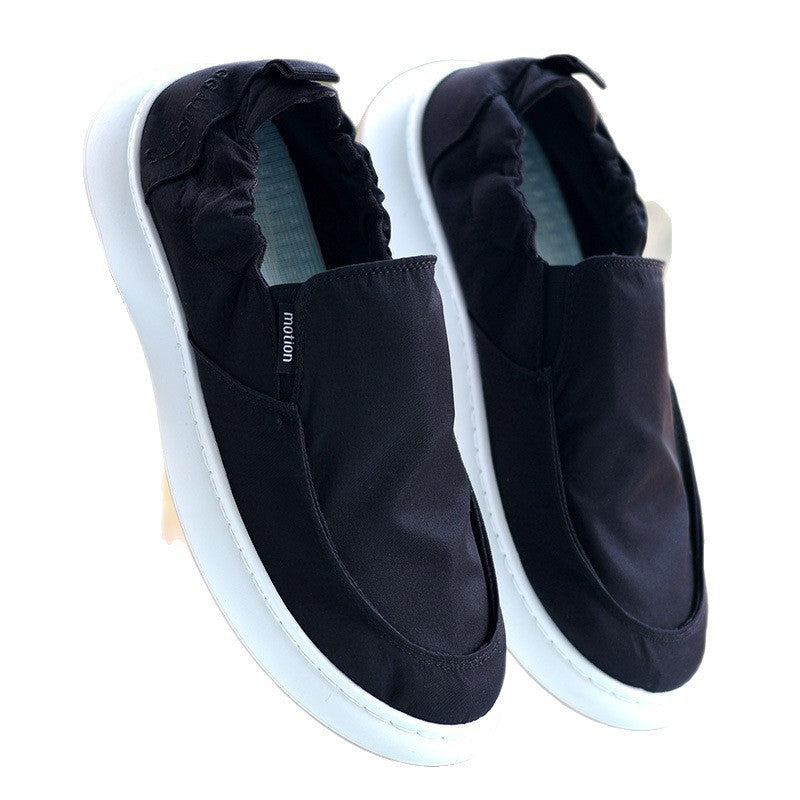 Damen Slip-On Sneakers mit flexiblem Obermaterial und rutschfester Sohle R&B
