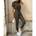 Damen eleganter Jumpsuit mit tailliertem Schnitt und praktischen Taschen
