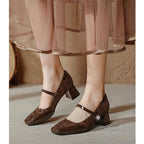Damen elegante Ballerinas mit besonderem Riemen und dekorativem Detail