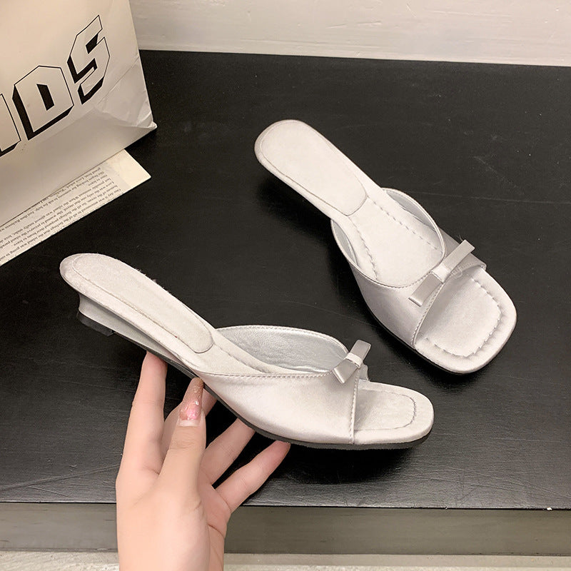 Damen elegante Riemen-Sandaletten mit modischer Schleifenapplikation R&B