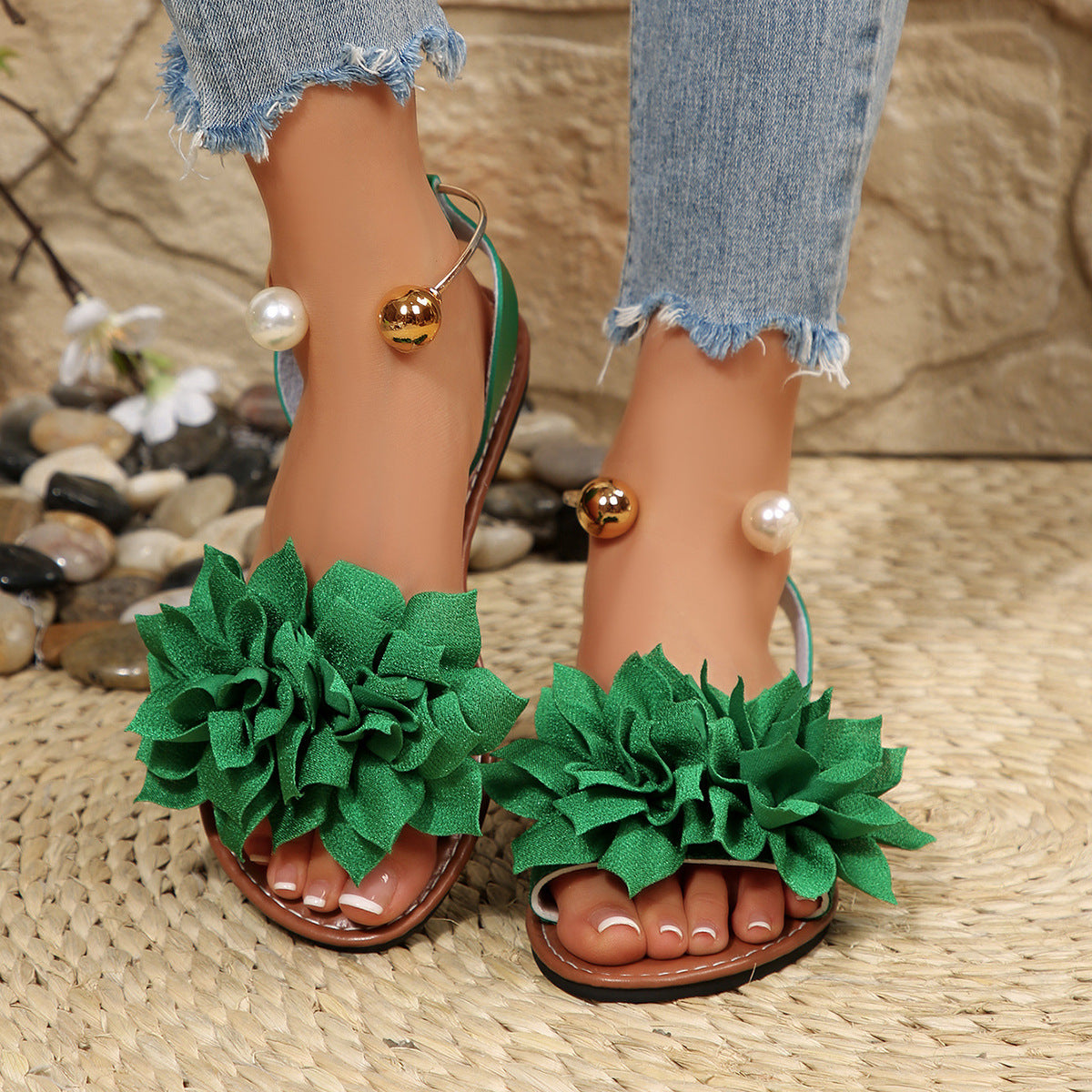 Damen komfortable Sandalen mit dekorativen Blumen-Applikationen R&B