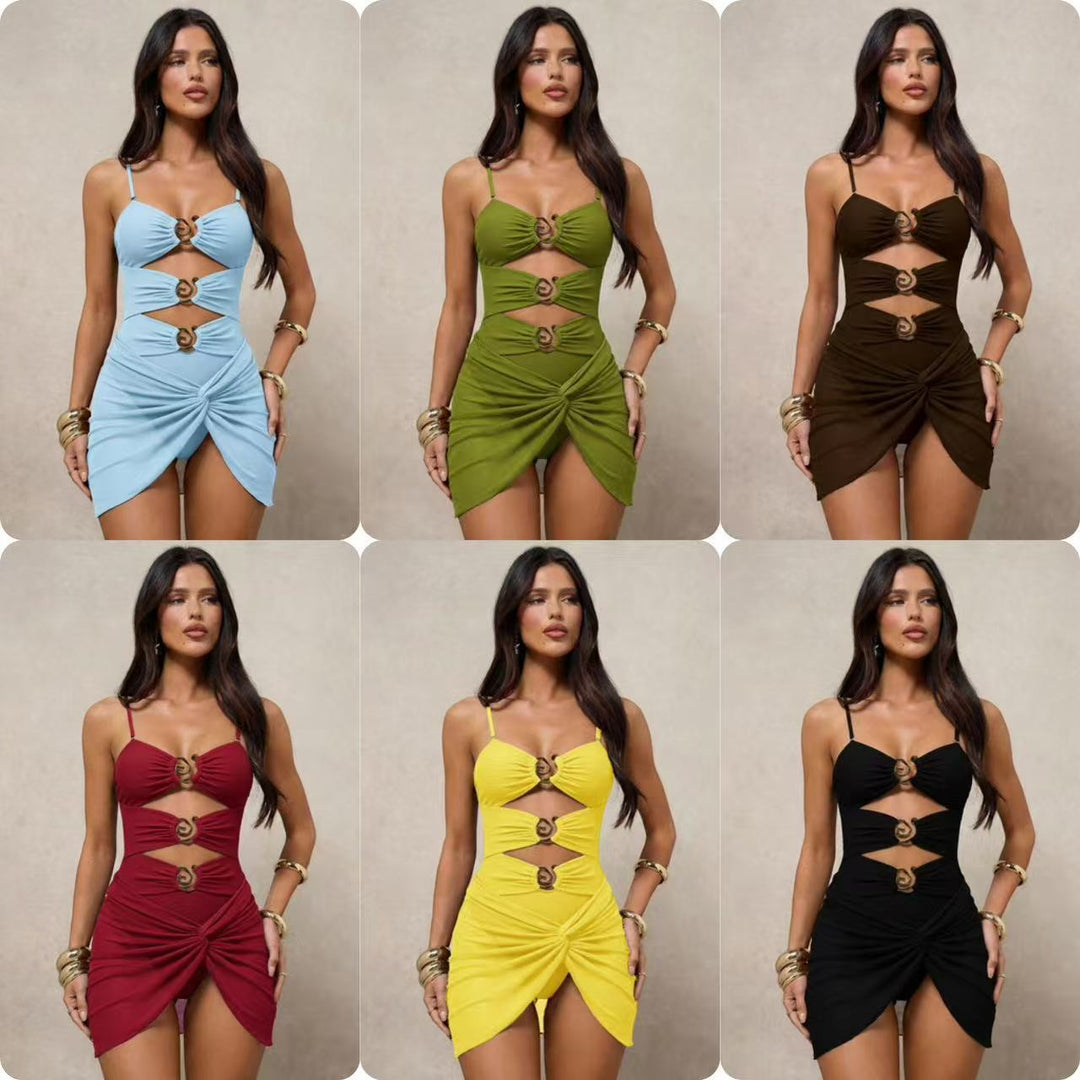 Damen Monokini mit urbane Cut-Out-Details und modischen Schmuckakzenten R&B
