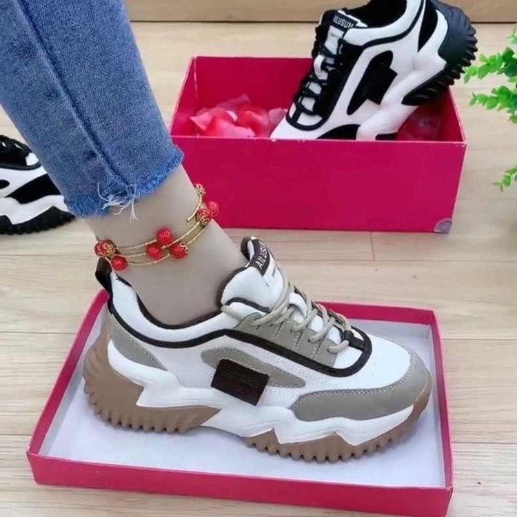 Damen Modische Chunky Sneakers mit einzigartigem Sohlendesign R&B