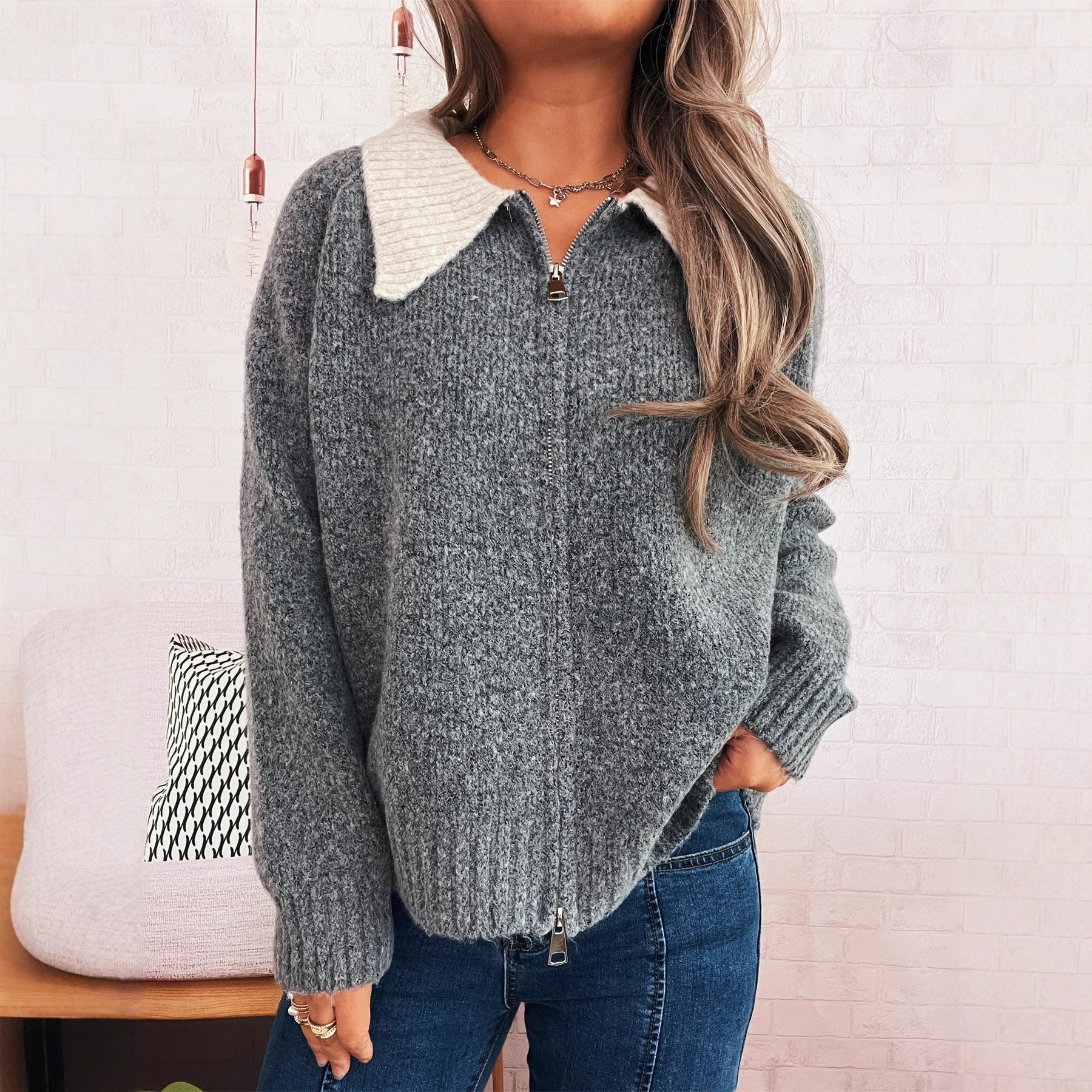 Damen Strickjacke mit modischen Kontrasten und Reißverschluss R&B
