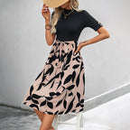 Damen Maxikleid mit elegantem Taillengürtel und floralem Muster R&B