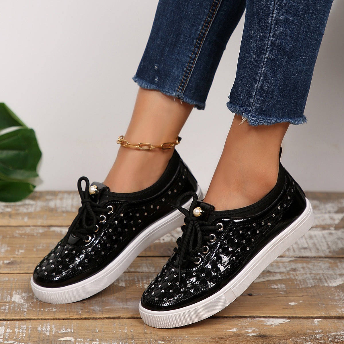 Damen modische Sneakers mit glitzernden Pailletten und präziser Schnürung R&B