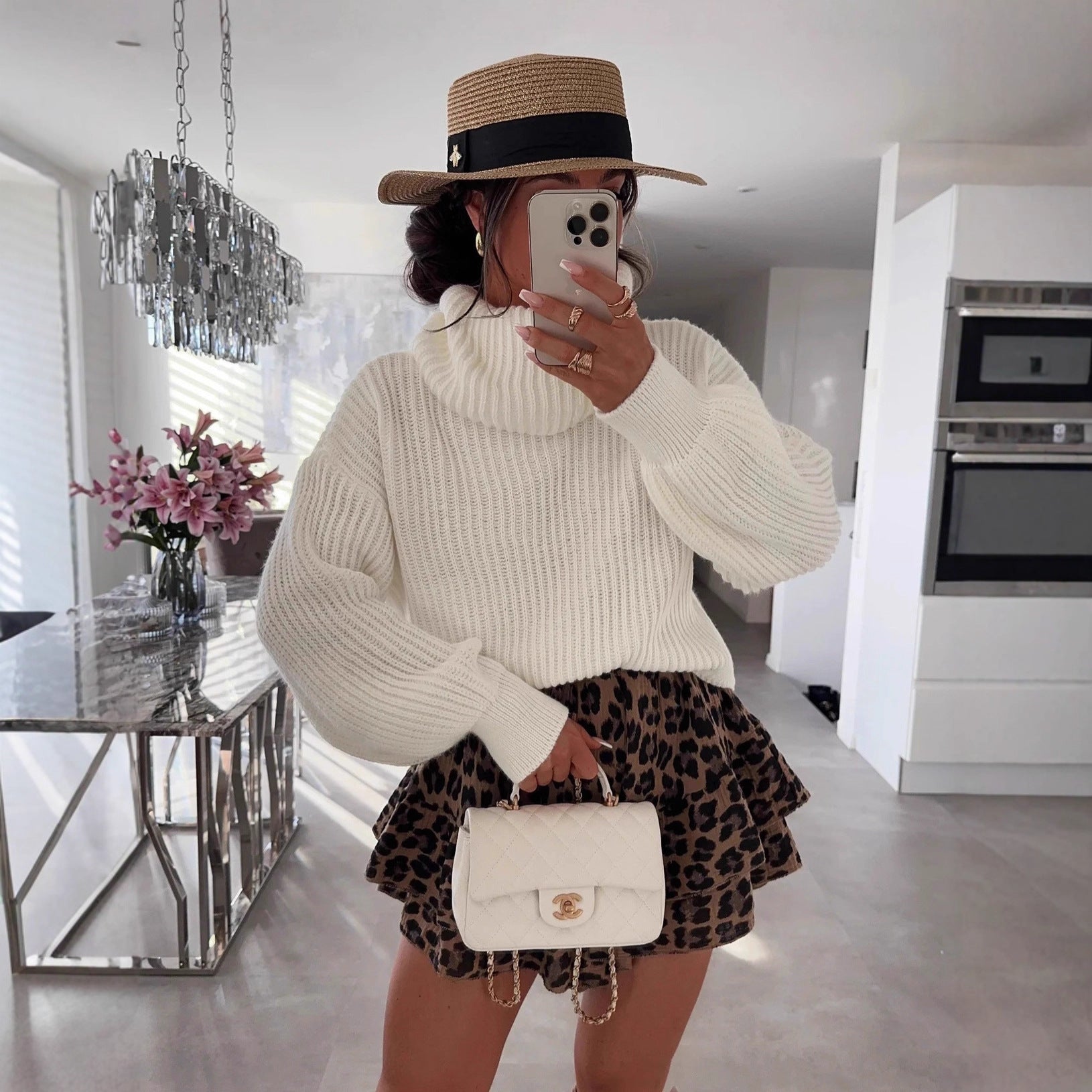 Damen Strickpullover mit hohem Kragen und voluminösen Ärmeln R&B